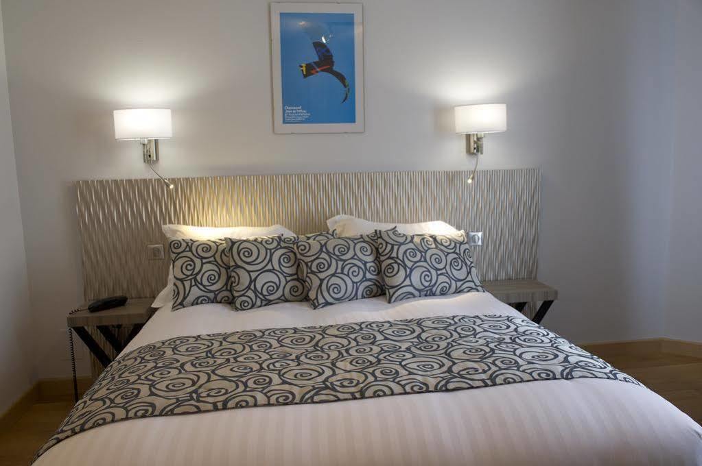 Hotel Restaurant Des Remparts Chaumont  Ngoại thất bức ảnh